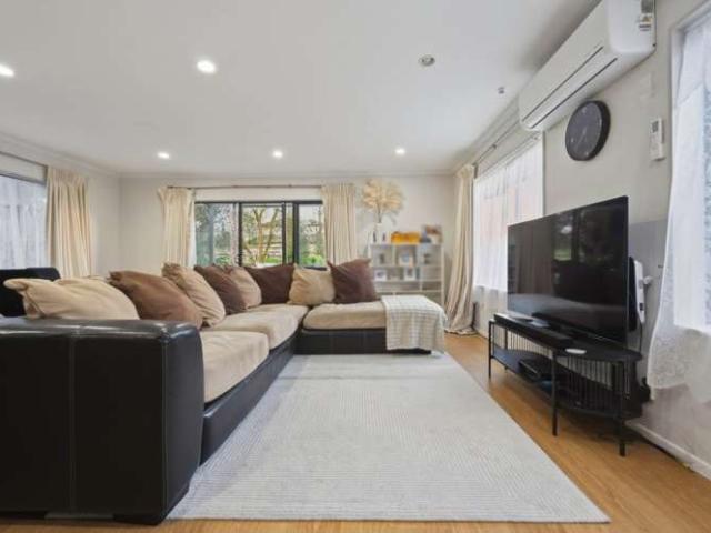 House for sale in Manurewa, Oroua County