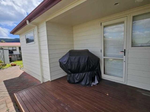 Apartment for rent in Whangamatā, Thames-Coromandel District