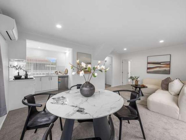 House for sale in Avondale