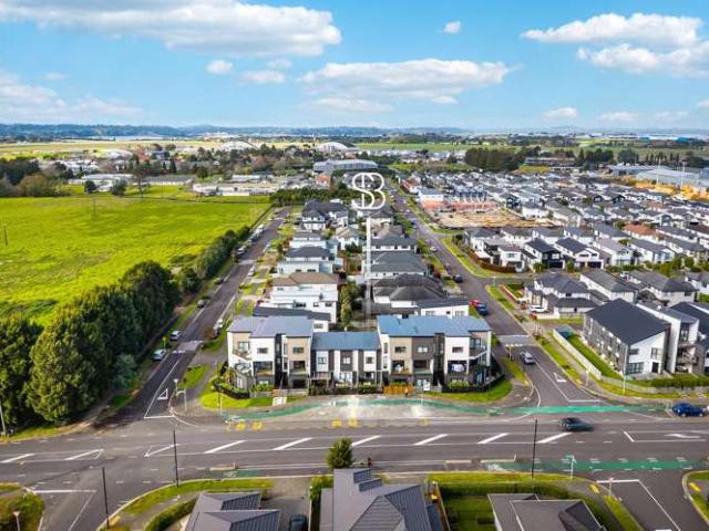 Townhouse for sale in Paremoremo