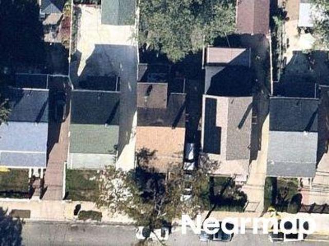House for sale in Queens, Arverne