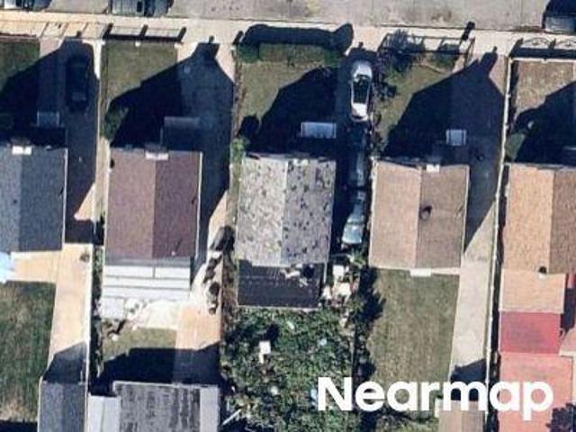 House for sale in Queens, Arverne