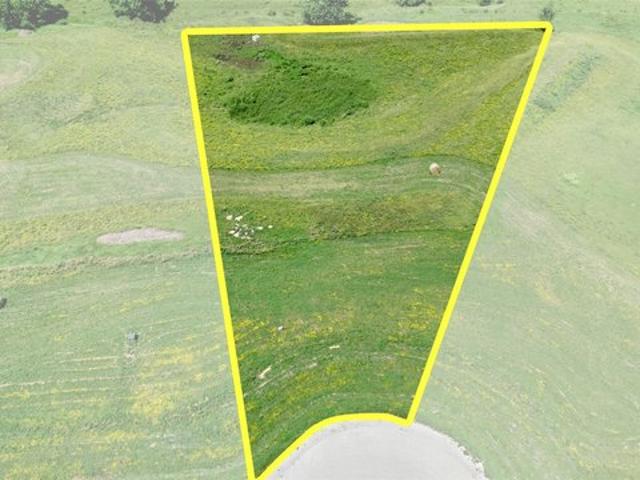 Land for sale in Winterset, Iowa