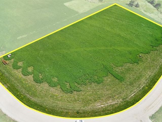 Land for sale in Winterset, Iowa