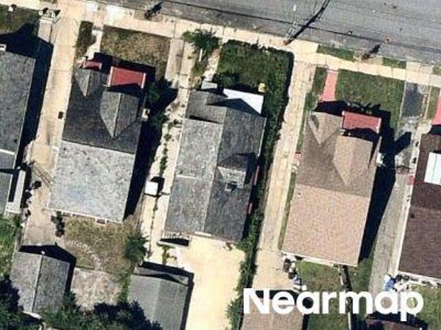 House for sale in Queens, Arverne
