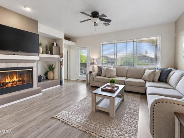 Condo for sale in Scottsdale, Maricopa County