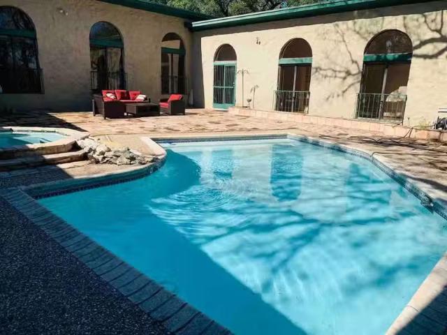 House for sale in Austin