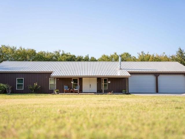 House for sale in Okemah, Okfuskee County