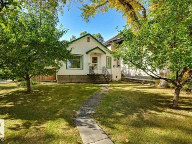 House for sale in Wedgewood, Alberta