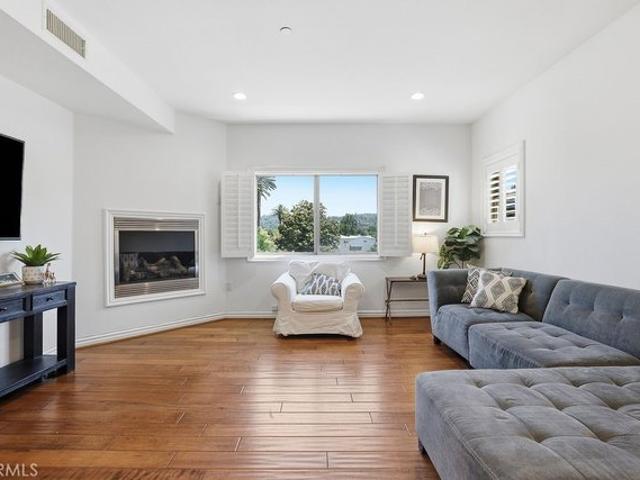 Condo for sale in Studio City Neighborhood Council District, Canoga Park