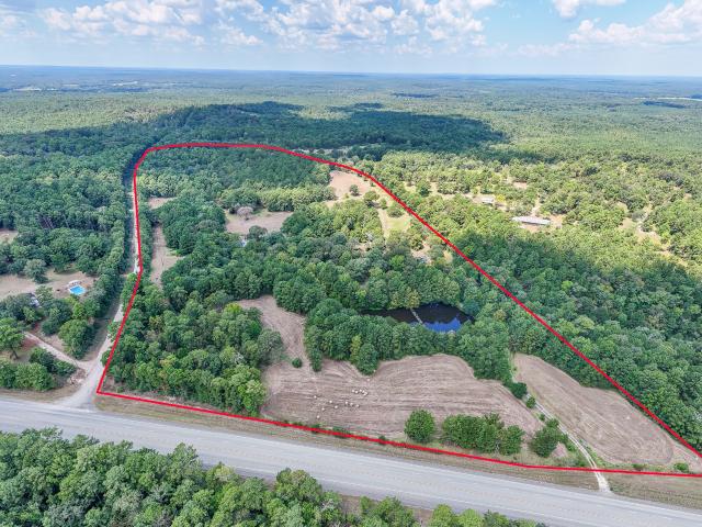 Farm for sale in Colmesneil, Texas