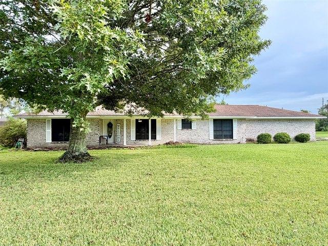House for sale in Chambers, Texas