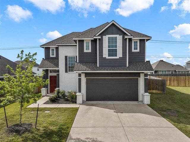 House for sale in Lorena, Texas