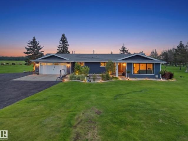 House for sale in Alberta