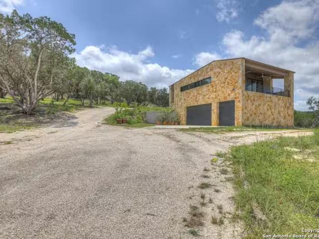 House for sale in Kerrville