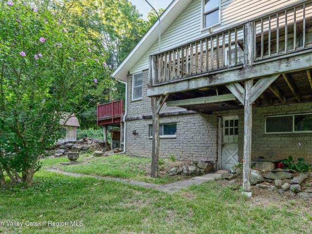 House for sale in Lake Katrine, New York