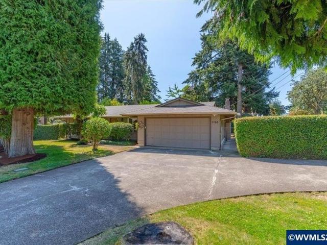House for sale in Oregonia