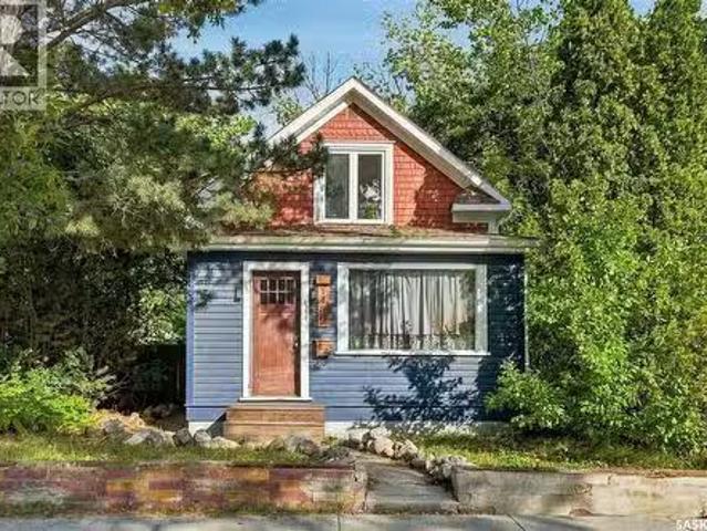 House for sale in Saskatoon, Saskatchewan