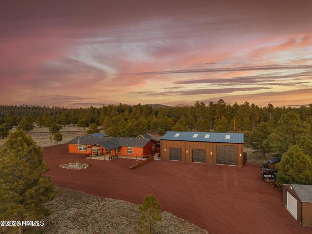 House for sale in Parks, Arizona