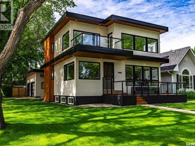 House for sale in Saskatoon, Saskatchewan