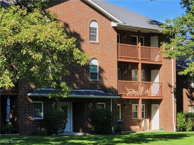 Condo for sale in Broadview Heights, Cuyahoga County