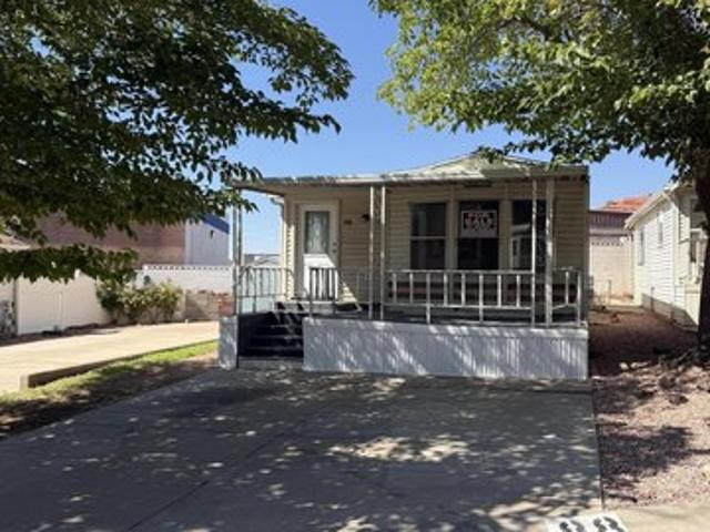 House for sale in Washington, Utah