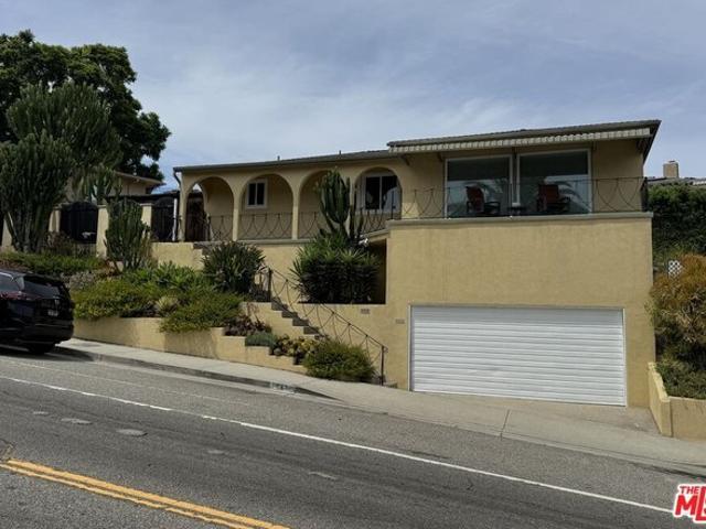 House for sale in Canoga Park, California