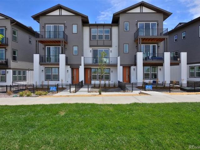 Townhouse for sale in Lone Tree, Colorado