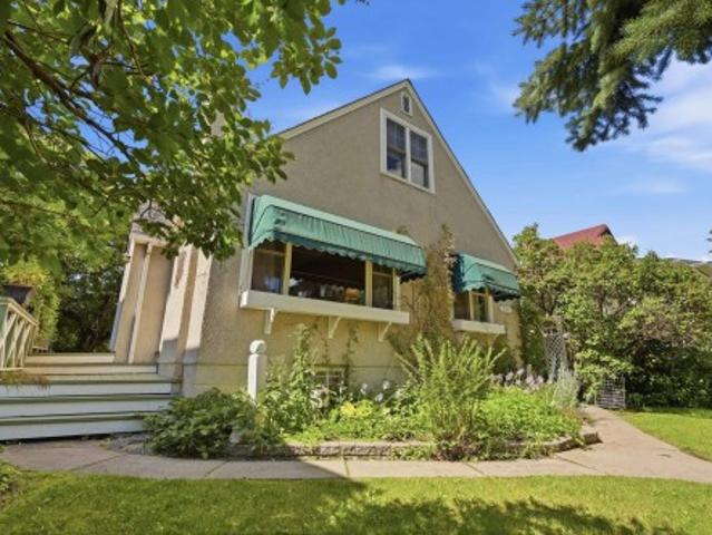 House for sale in Wedgewood, Alberta