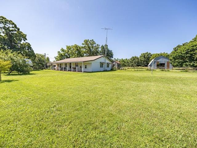 House for sale in Cross Timbers, Hickory County