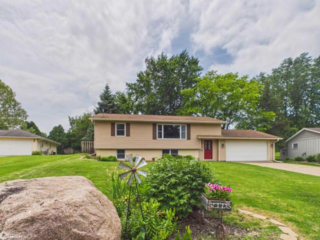 House for sale in Mahaska, Iowa