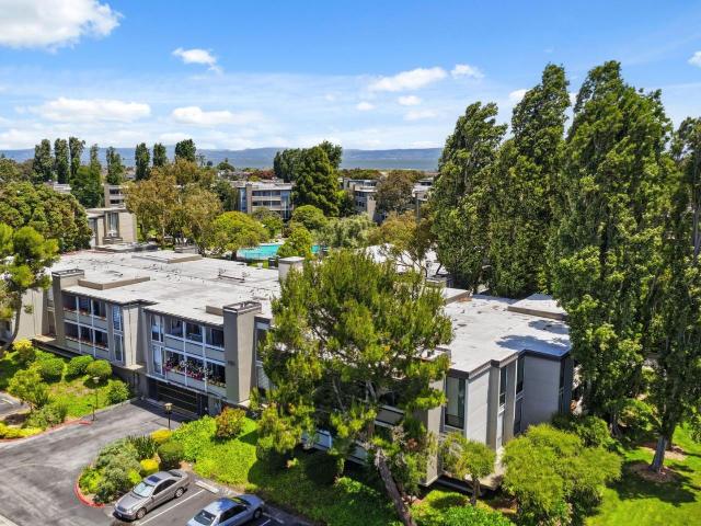 Condo for sale in San Mateo, California
