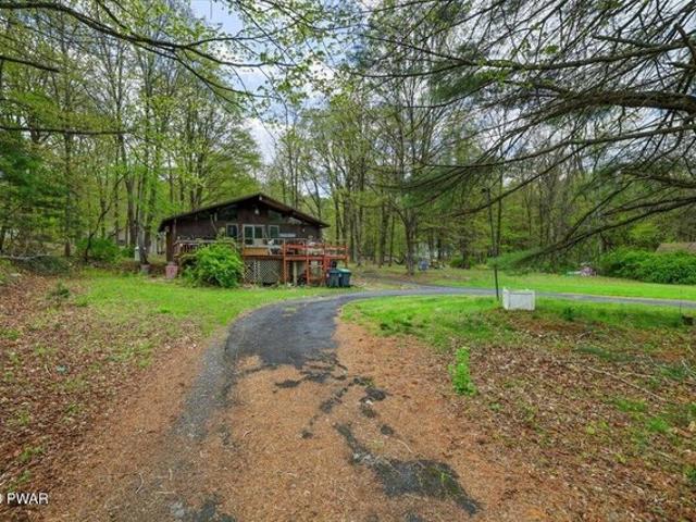 House for sale in Dingmans Ferry, Pennsylvania