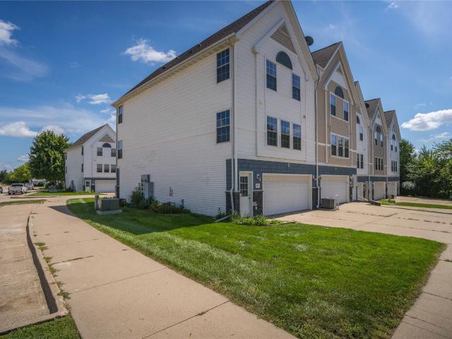 Condo for sale in Ankeny, Iowa