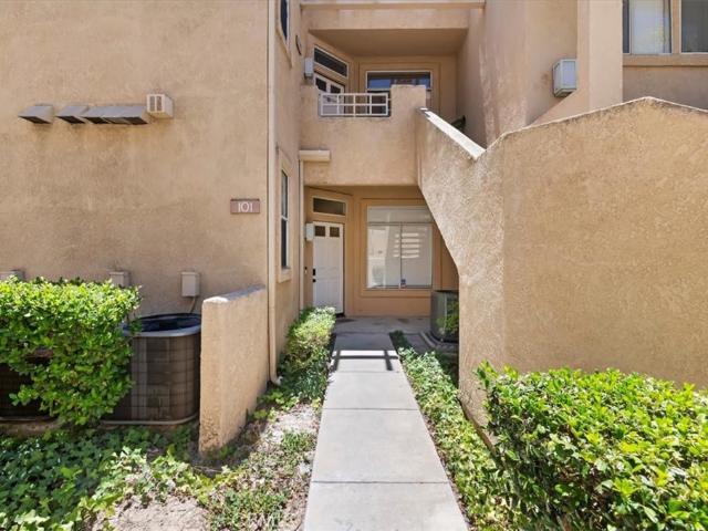 Condo for sale in Corona