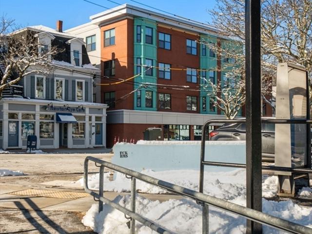 Condo for sale in Auburndale, Massachusetts