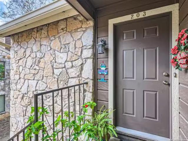 Condo for sale in San Antonio Condo for sale in San Antonio
