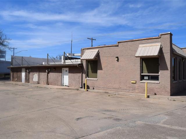 Commercial for sale in Nicoma Park, Oklahoma