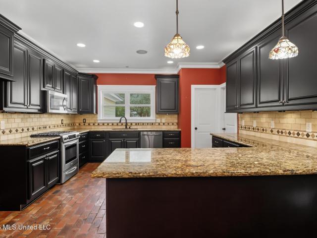 House for sale in Diamondhead, Mississippi