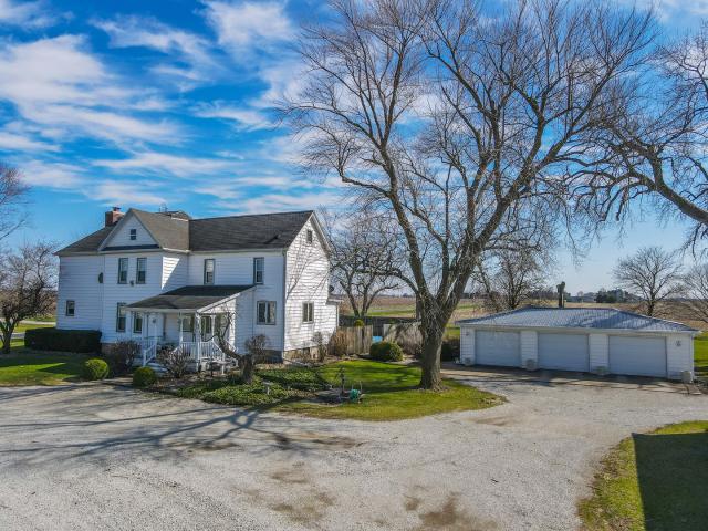 House for sale in Manteno, Illinois