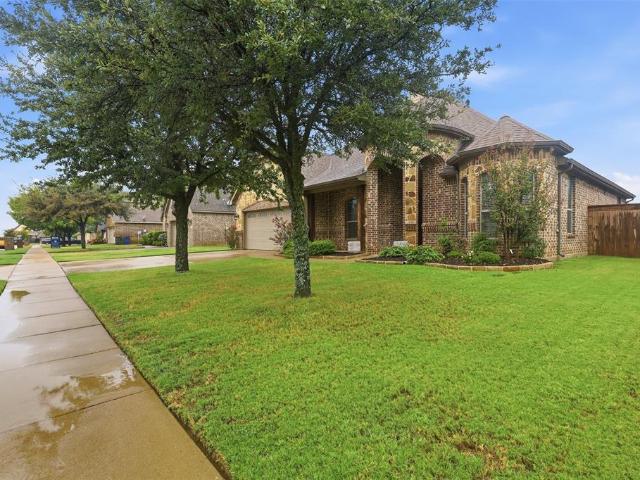 House for sale in Bluebird Meadows, Burleson