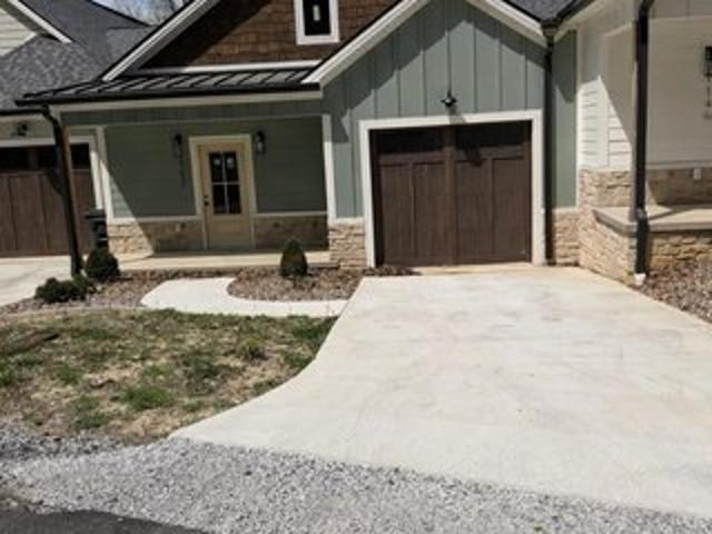 Townhouse for sale in Grand Rivers, Kentucky