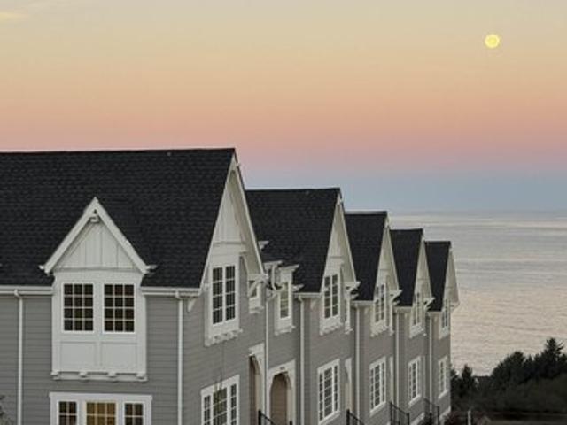 Townhouse for sale in Oregonia