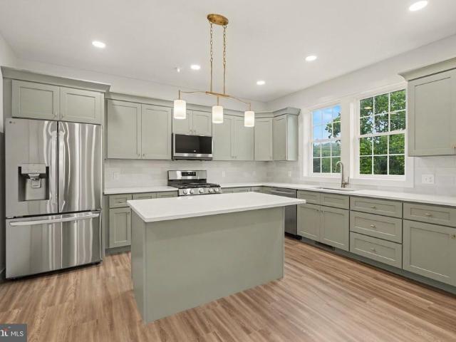 Townhouse for sale in Knob Point, East Pennsboro Township