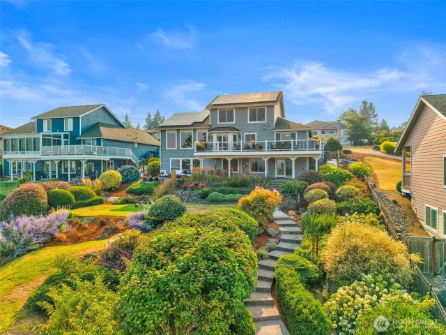 House for sale in Kingston, Washington