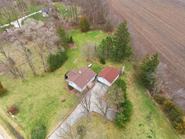 House for sale in Mchenry, Illinois
