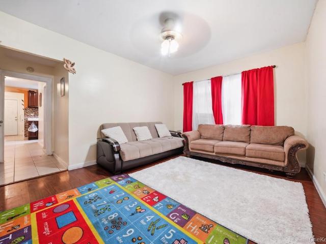 House for sale in Queens, Arverne