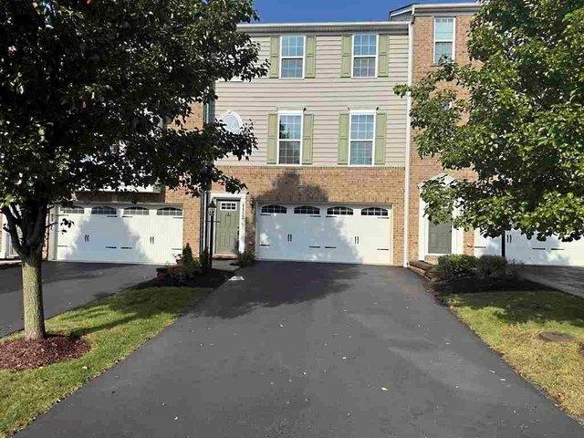 Townhouse for sale in Canonsburg, Pennsylvania