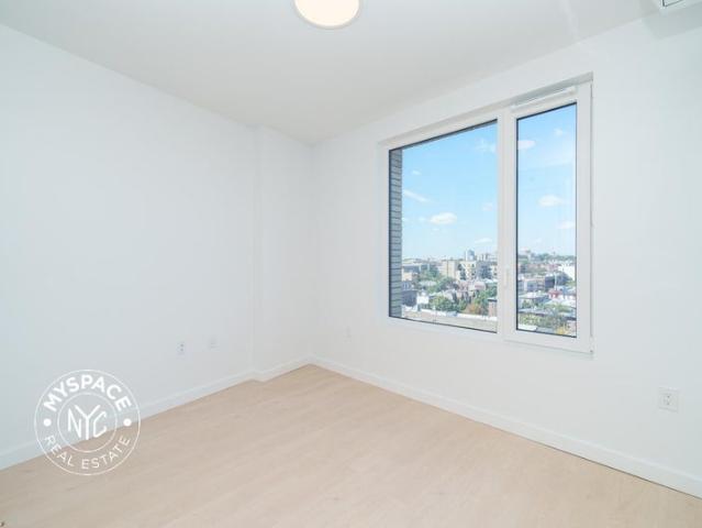 Room for rent in Arverne, New York