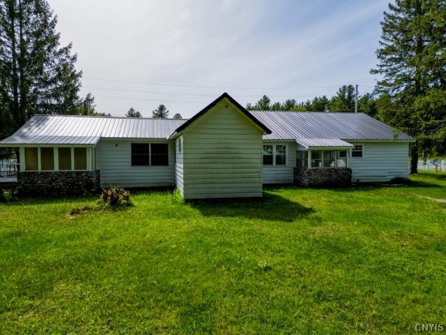 House for sale in Oneida, New York